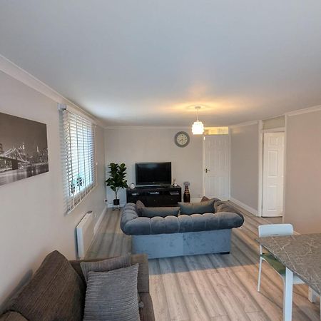 A&A Apartment Basildon Nevendon المظهر الخارجي الصورة