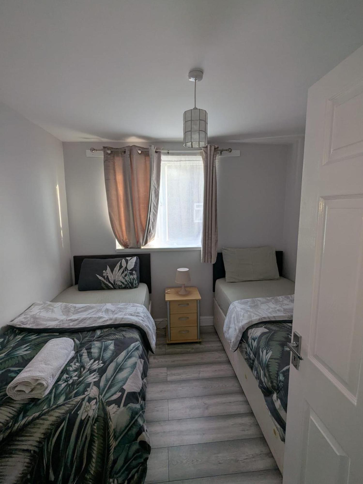 A&A Apartment Basildon Nevendon المظهر الخارجي الصورة