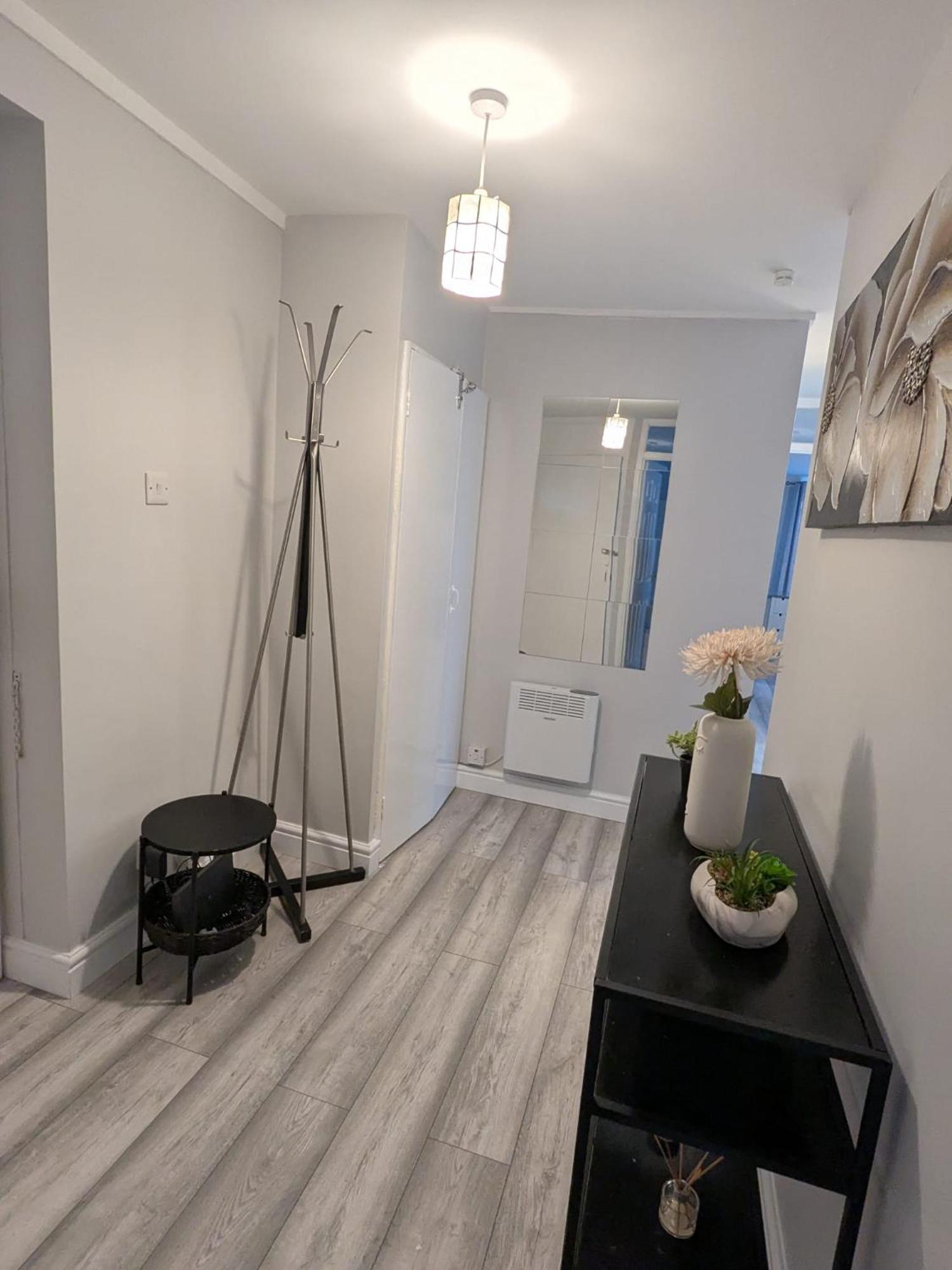 A&A Apartment Basildon Nevendon المظهر الخارجي الصورة